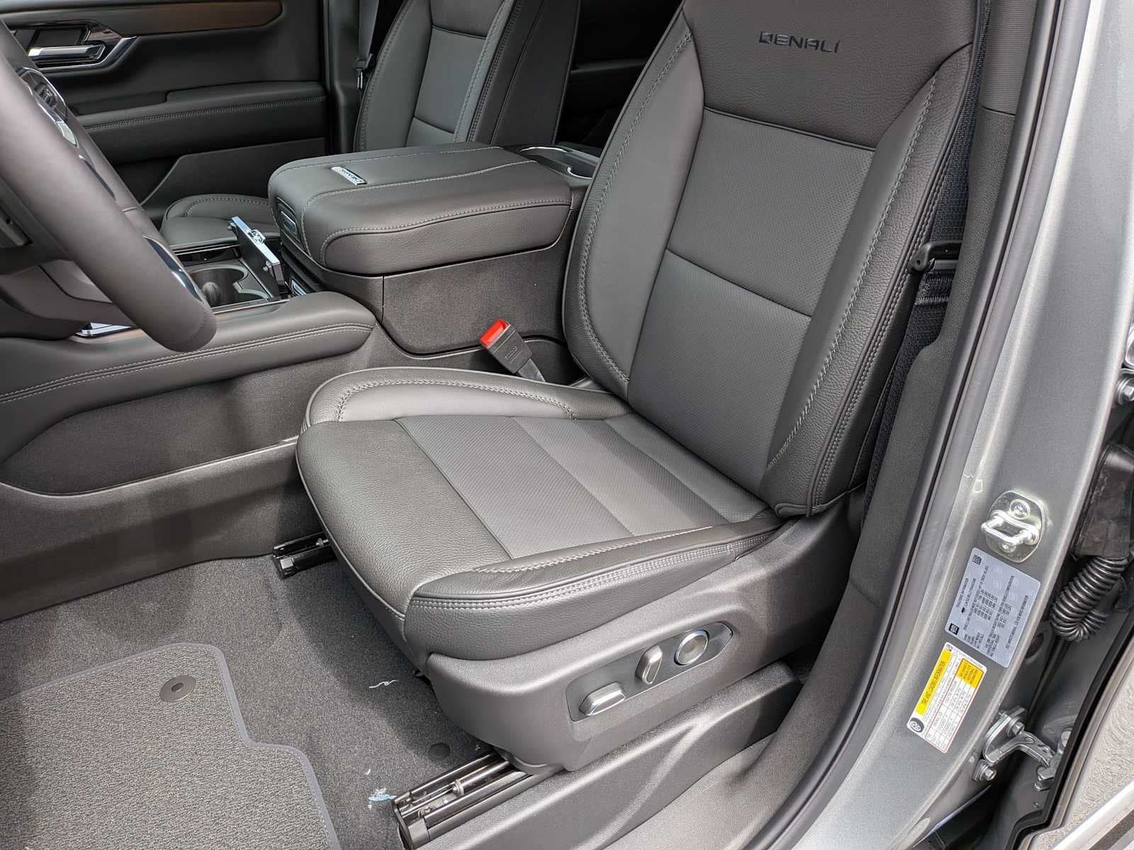 2026 GMC Yukon XL Denali Denali