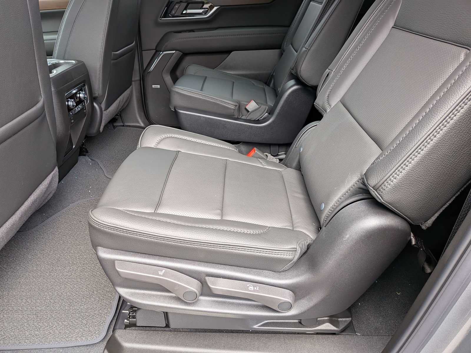 2026 GMC Yukon XL Denali Denali