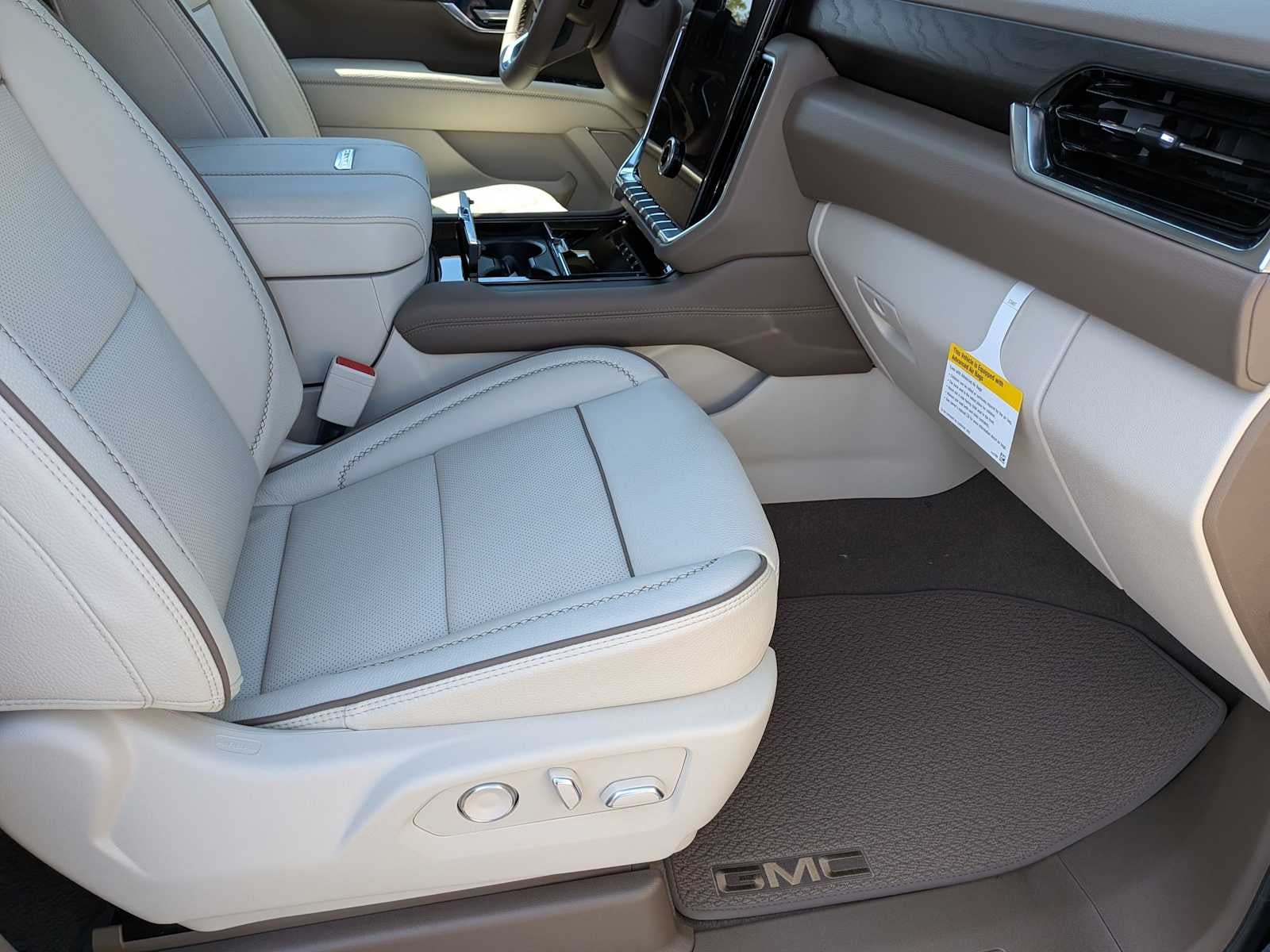 2026 GMC Yukon XL Denali Denali