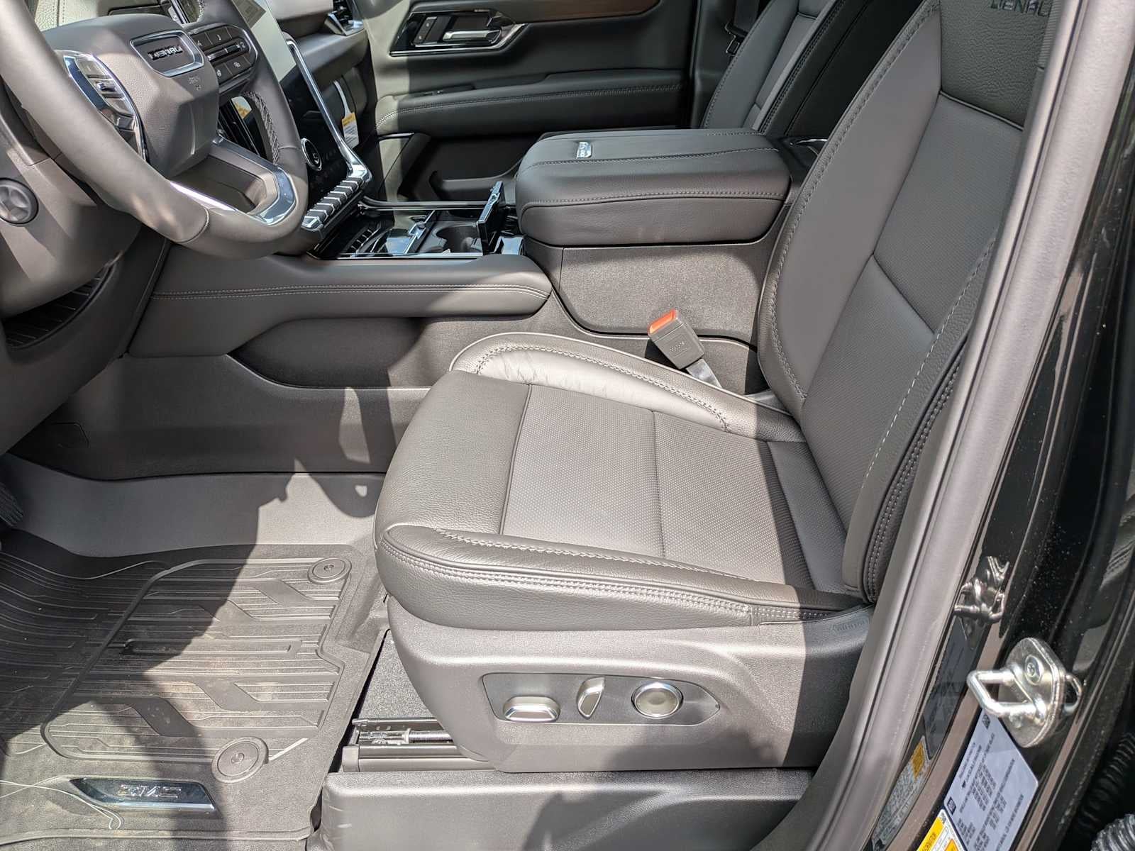 2026 GMC Yukon XL Denali Denali