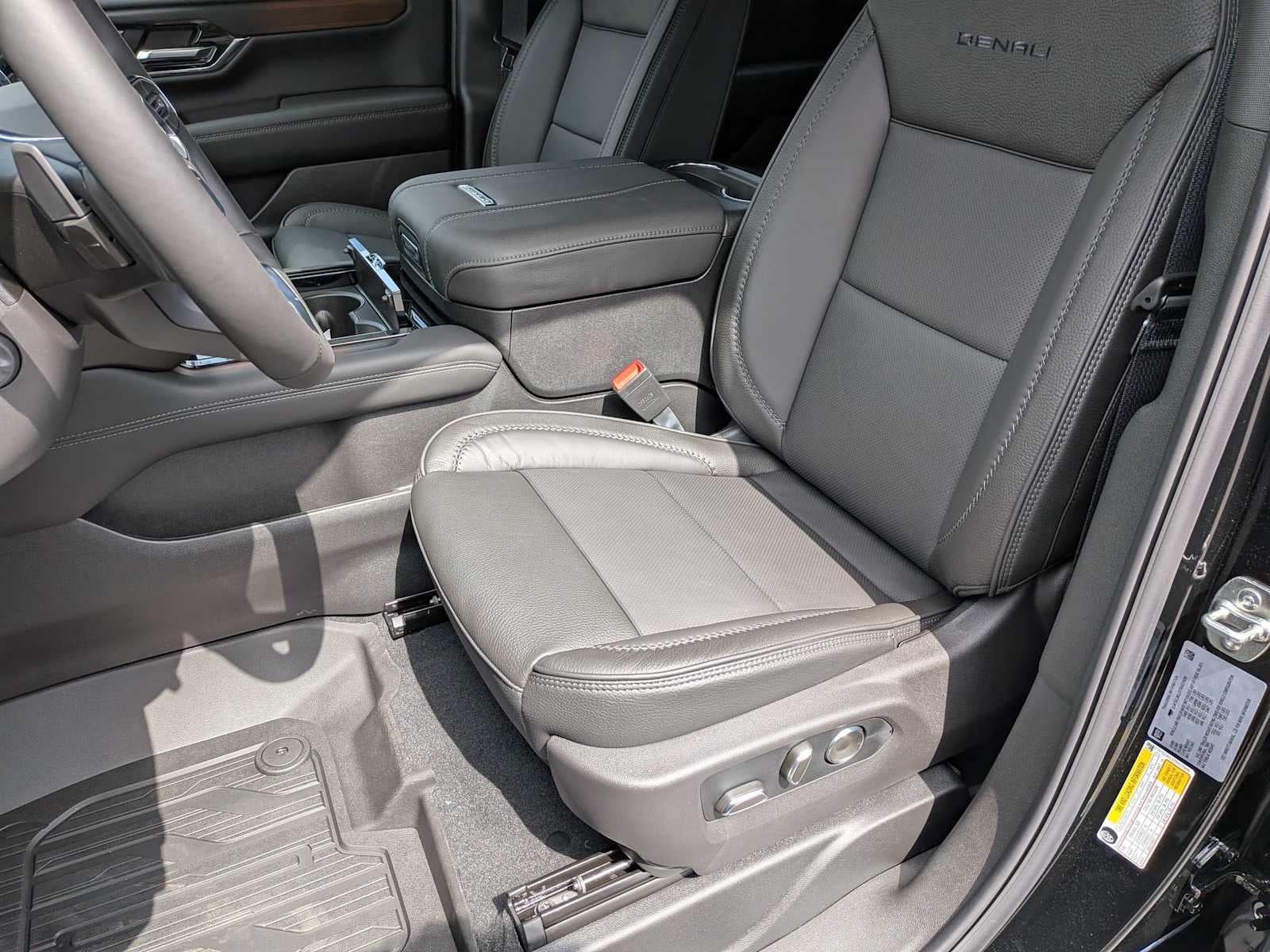 2026 GMC Yukon XL Denali Denali