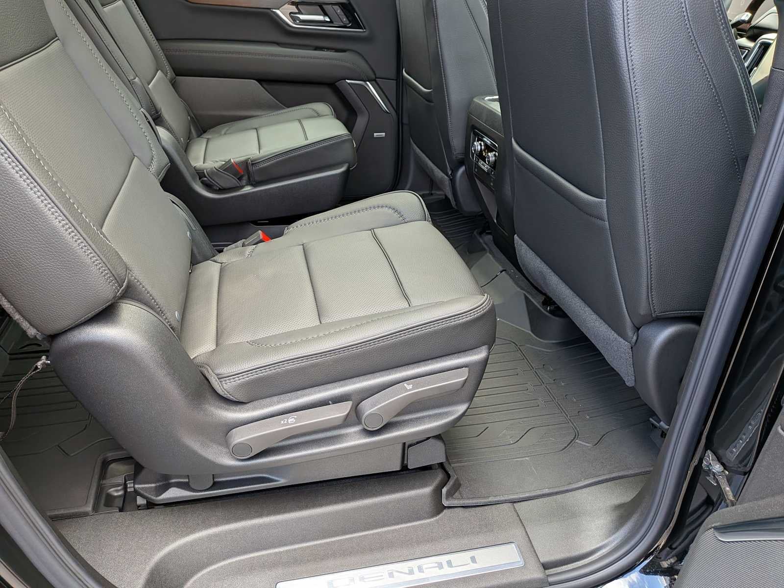 2026 GMC Yukon XL Denali Denali