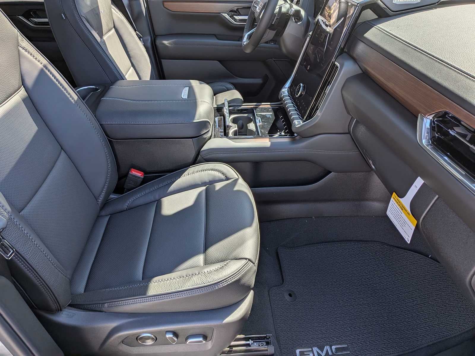 2026 GMC Yukon XL Denali Denali
