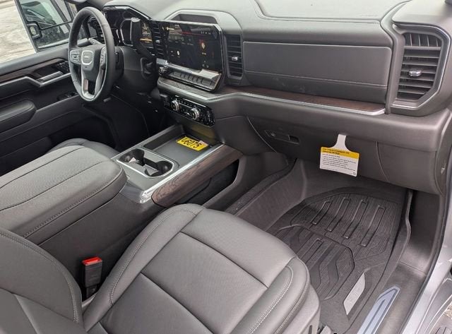 2026 GMC Sierra 2500HD SLT