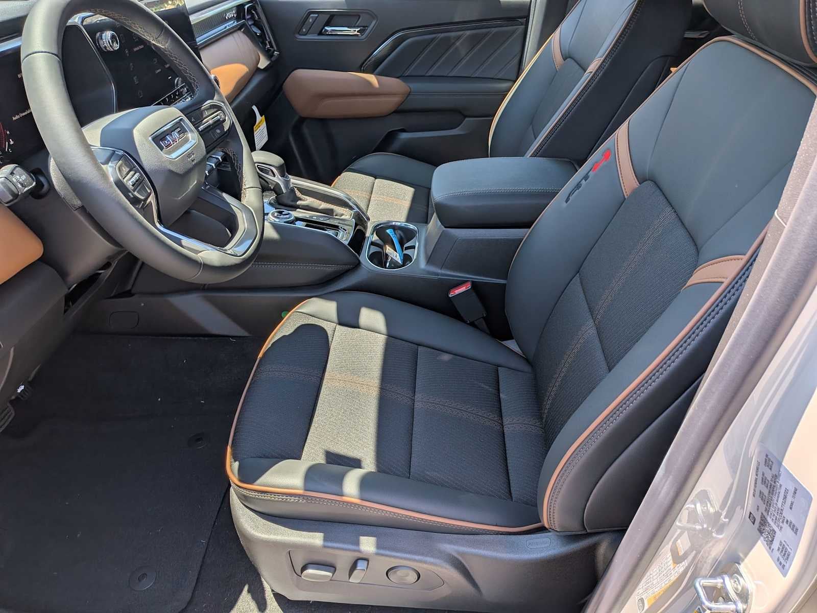 2026 GMC Canyon 4WD AT4