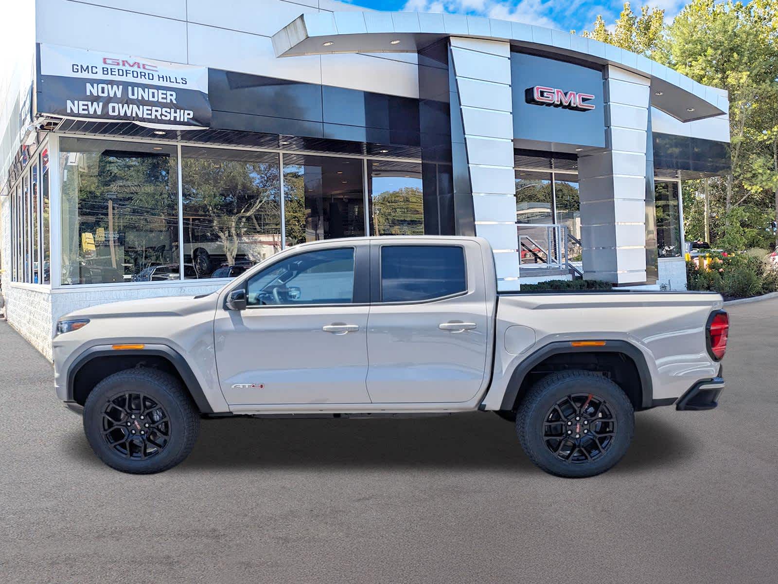 2026 GMC Canyon 4WD AT4