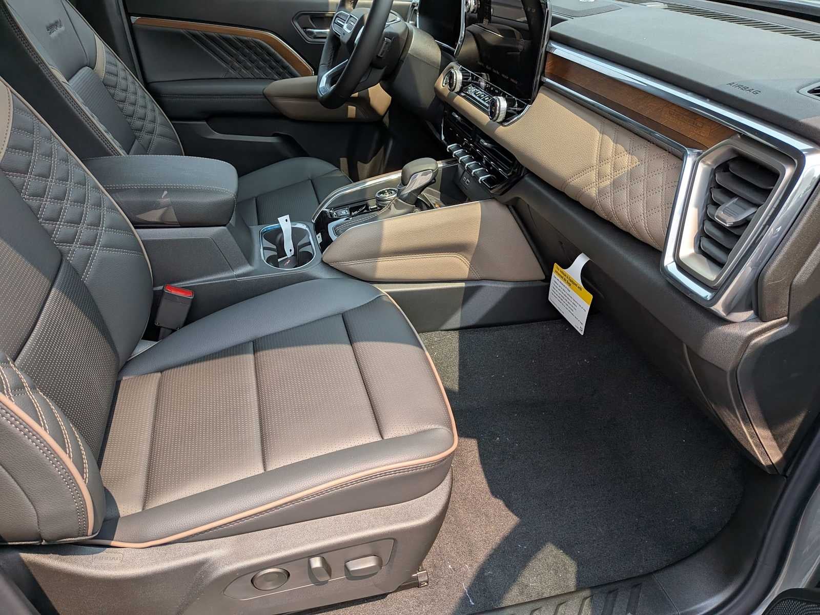 2026 GMC Canyon 4WD Denali