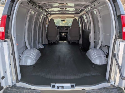 2026 GMC Savana Cargo Van RWD 2500 135"