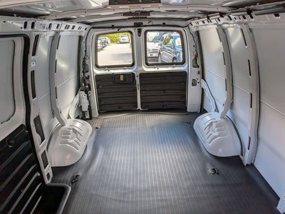 2025 GMC Savana Cargo Van RWD 2500 135"